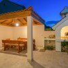 Отель Beautiful Home in Mravince With Outdoor Swimming Pool, Wifi and 3 Bedrooms, фото 6