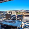 Отель Livin On The Ledge, фото 18