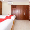 Отель RedDoorz Plus near Tan Son Nhat Airport 2, фото 13