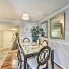 Отель Charming Hampton Home < 2 Mi to Buckroe Beach, фото 8