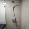 Отель Modern And Comfortable Living At 2Br Grand Sungkono Lagoon Apartment, фото 7