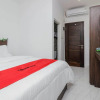 Отель Reddoorz Plus @ Mampang Prapatan, фото 18