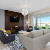 Отель Storey Lake 2br Sweet Home Near Disney, фото 2