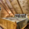 Отель Er 256 â Smoky Mountain Top Great Location â Close To Town! 3 Bedroom Cabin by RedAwning, фото 10