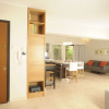 Отель Koukaki garden escape child friendly apartment, фото 5