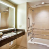 Отель Embassy Suites by Hilton Chicago Downtown Magnificent Mile, фото 9