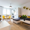 Отель Deluxe Apartment near Bridge, фото 12
