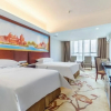 Отель Vienna Hotel (Changjiang Avenue Store), фото 1