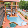Отель Americana Inn, a Travelodge by Wyndham, фото 6
