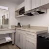 Отель Quality Inn Atlantic Beach - Mayo Clinic Jax Area, фото 25