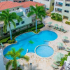 Отель Beautiful 1BR Condo w Large Balcony in Palm Beach, фото 28