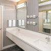 Отель Courtyard by Marriott Oakland Airport, фото 9