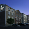 Отель WoodSpring Suites Kansas City Mission, фото 1
