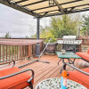 Отель Sevierville Home: Lookout Deck, 10 Mi to Dollywood, фото 12
