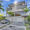 Отель Up East Townhomes by Nomada Residences, фото 1