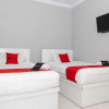 Отель RedDoorz Plus Near Transmart Kairagi Dua Manado, фото 18