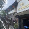 Отель Qiliping Shibajing Chain Hotel в Цилипинг