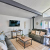 Отель Cozy Galveston Beach House - Walk to the Gulf!, фото 5