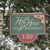 Отель Hill House Bed and Breakfast в Эшвилле