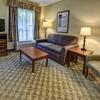 Отель Hampton Inn & Suites Cashiers Sapphire Valley, фото 16