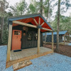 Отель Brand New One Bedroom Cabin With Kitchen Minutes From Lake Hartwell Cabin #3, фото 1