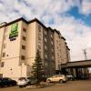 Отель Holiday Inn Express Hotel & Suites Edmonton North, an IHG Hotel, фото 1
