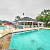 Отель Beautiful Waterfront Condo on Lake Conroe w/ Dock, фото 17