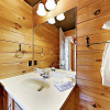 Отель Chalet W/ Epic Mountain Views & Hot Tub 3 Bedroom Cabin, фото 8