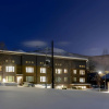Отель SnowDog Village, фото 1