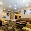 Отель Cobblestone Inn & Suites - Cambridge, фото 14