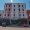 Отель Reddoorz Plus @ Aviari Batu Aji Batam, фото 5
