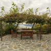 Отель Contemporary 3 Bed Italian Lakes Villa, Lake Views, Wifi, BBQ, фото 2