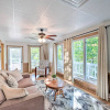 Отель Beautiful Ozark Oasis w/ Deck: Walk to Beaver Lake, фото 6
