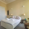 Отель Lovely Chelsea Home near The Thames, фото 4