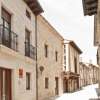 Отель Casas Rurales Santo Domingo de Silos в Санто-Доминго-де-Силосе