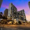 Отель Deluxe Ocean View Condo 2 Queen Beds in Waikiki, FREE Parking & Wi-Fi by Koko Resort Vacation Rental, фото 1