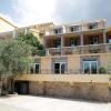 Отель Apartmani More в Свети-Стефане