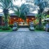 Отель Griya Shanti Suites, фото 1