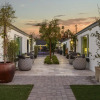 Отель Montecito Luxe 3-villa Retreat w Pool Courtyard, фото 22