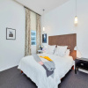Отель Charming Spacious Two Bedroom in Central CBD, фото 3