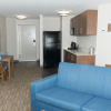 Отель Holiday Inn Express Hotel & Suites Madison, an IHG Hotel, фото 3