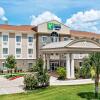 Отель Holiday Inn Express & Suites Cotulla, an IHG Hotel, фото 1