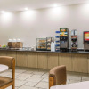 Отель Microtel Inn & Suites by Wyndham Kansas City Airport, фото 9