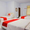 Отель OYO 421 Alianda Guest House Syariah, фото 6