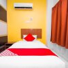 Отель OYO 582 Hotel Walk Inn, фото 2