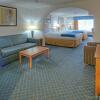 Отель Holiday Inn Express Hotel & Suites Carlsbad, фото 6