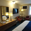 Отель Eastern Inn & Suites, фото 5