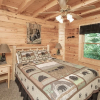 Отель Bear Right Inn by Heritage Cabin Rentals, фото 9