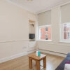 Отель Beautiful 1 Bed in the Heart of the West End, фото 9