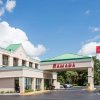 Отель Ramada by Wyndham Altamonte Springs в Алтамонте-Спрингсе